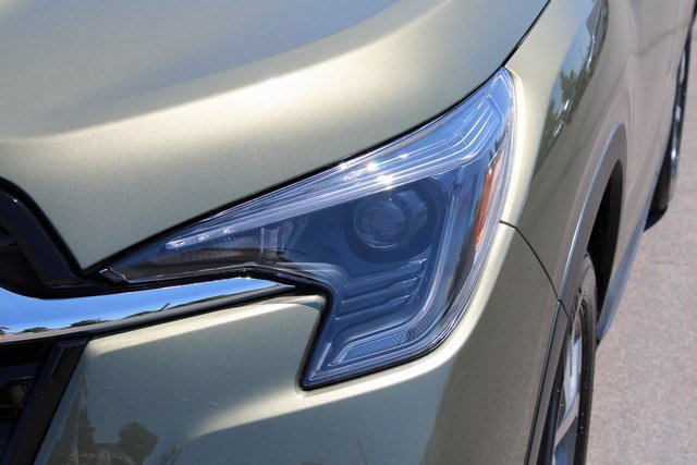 Certified 2025 Subaru Ascent Premium image 12