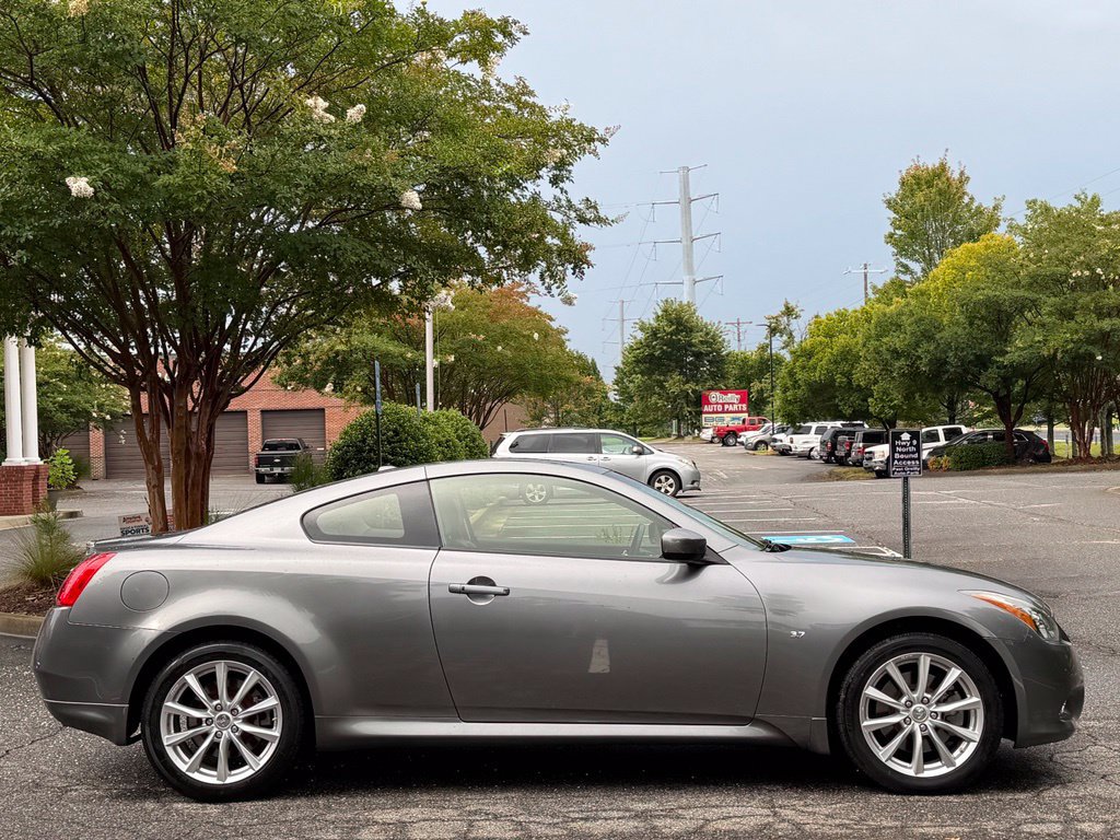 Used 2015 INFINITI Q60 AWD Coupe w/ Premium Package image 6