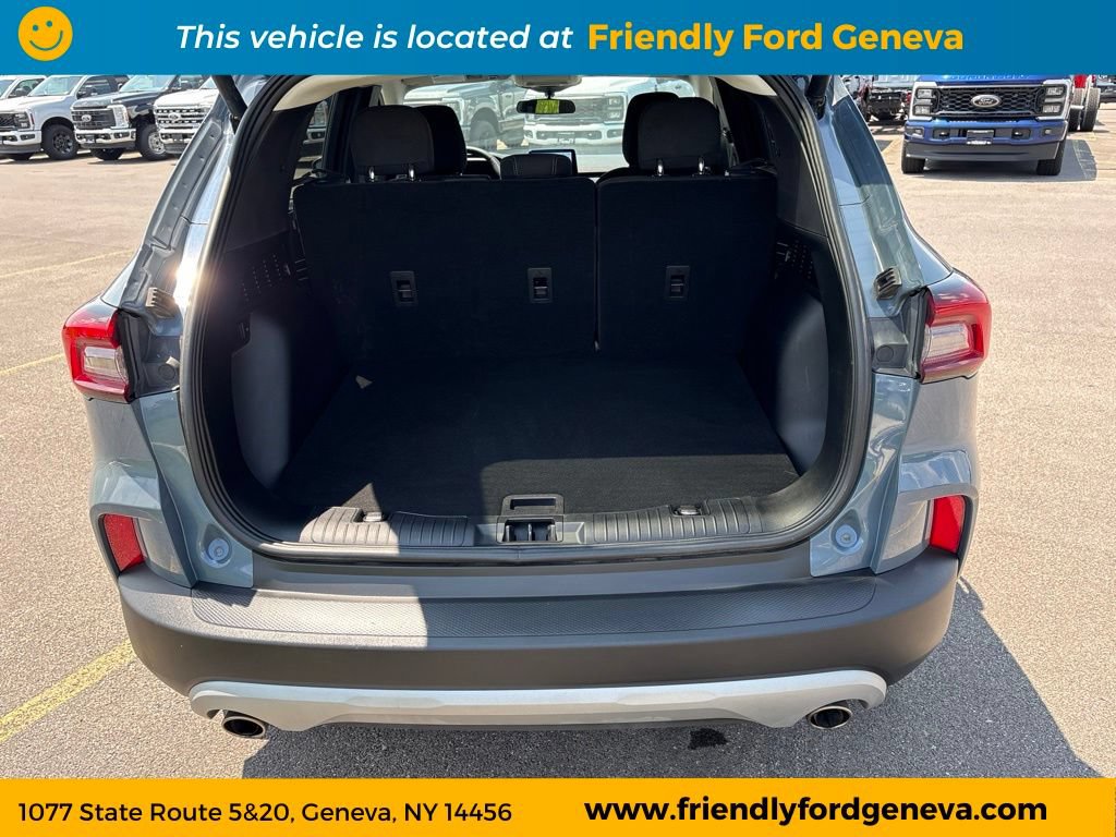 Used 2023 Ford Escape Active AWD/4WD image 11