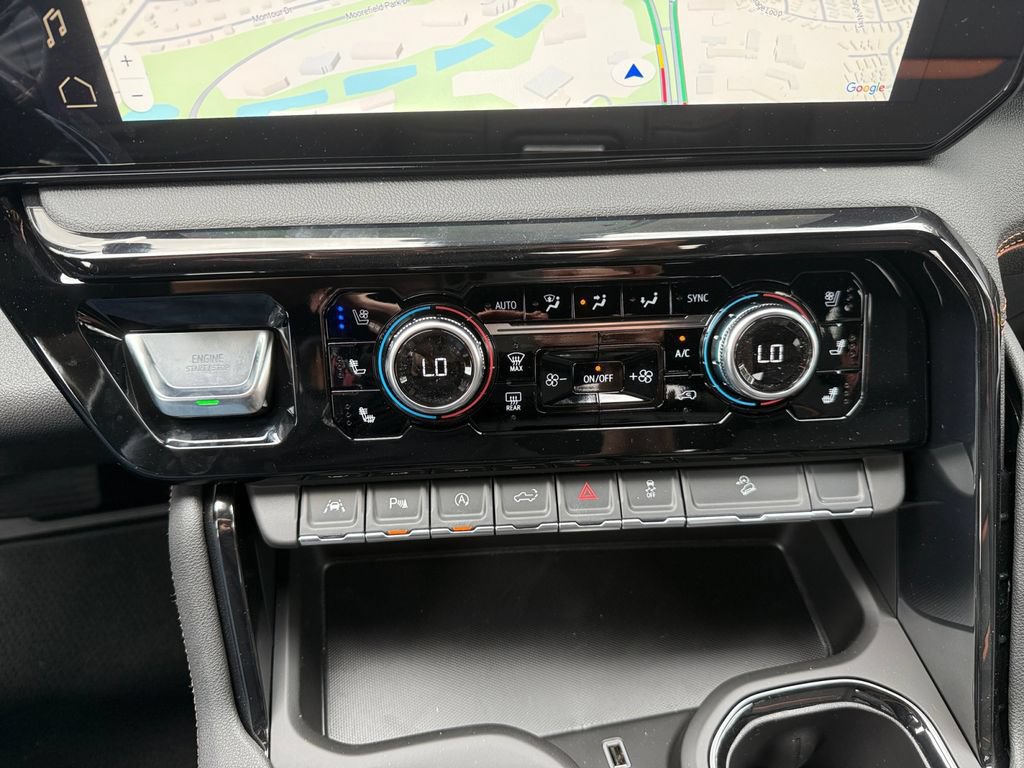 New 2026 GMC Sierra 1500 AT4 w/ AT4 Premium Package AWD/4WD image 22