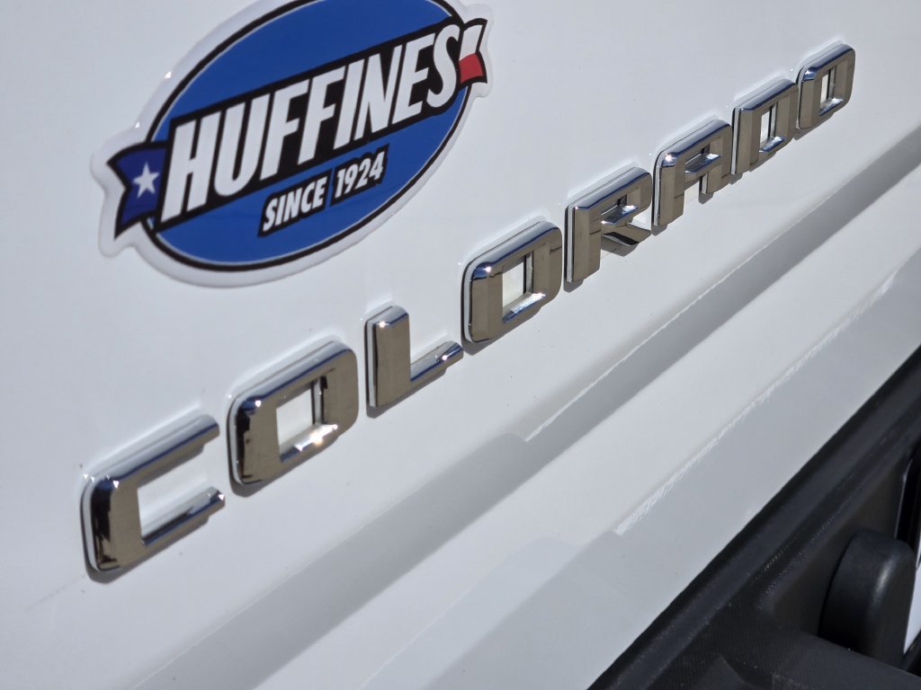Used 2022 Chevrolet Colorado LT w/ Fleet Safety Package RWD image 10