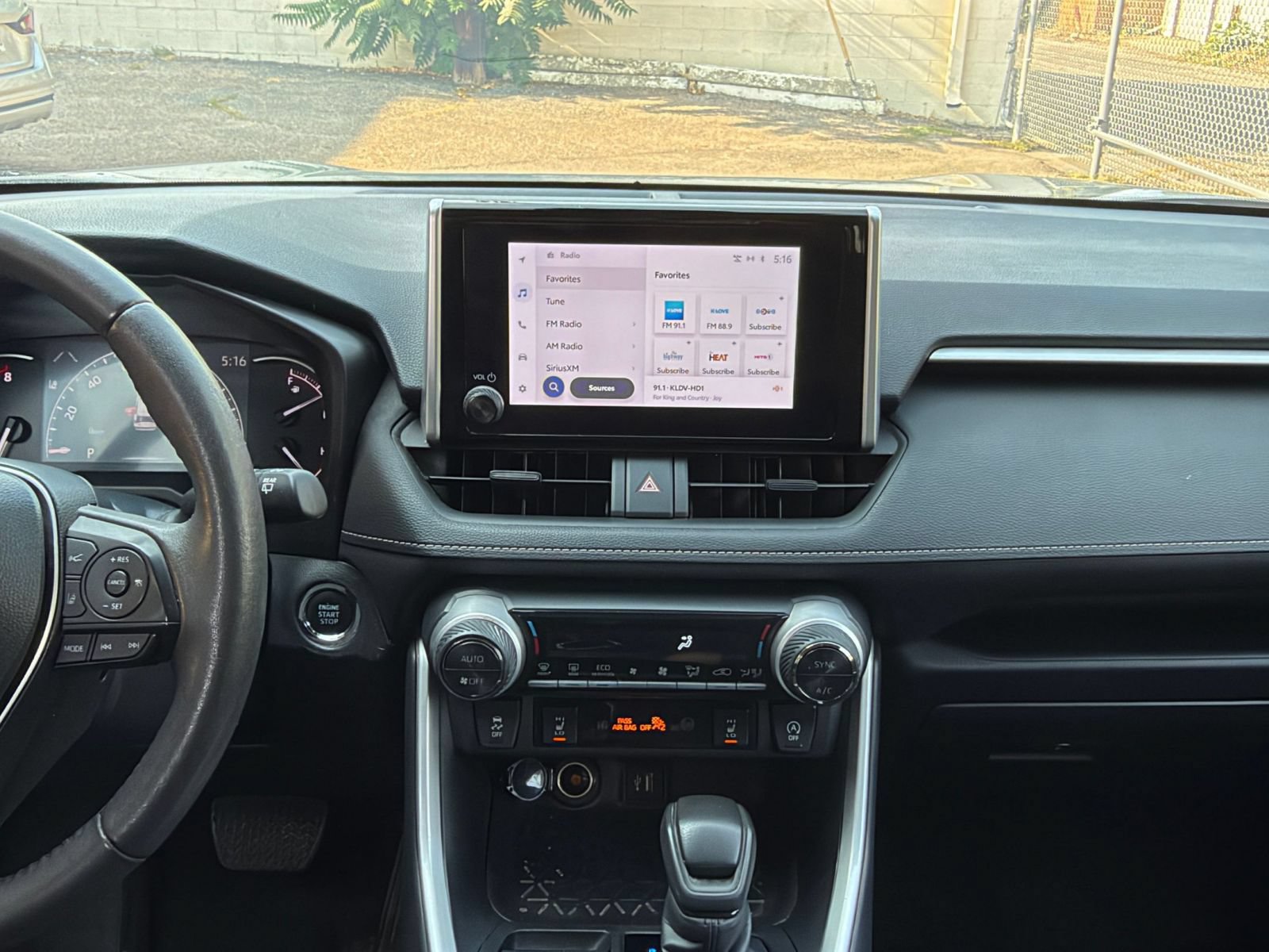 Used 2024 Toyota RAV4 XLE w/ Weather Package AWD/4WD image 19