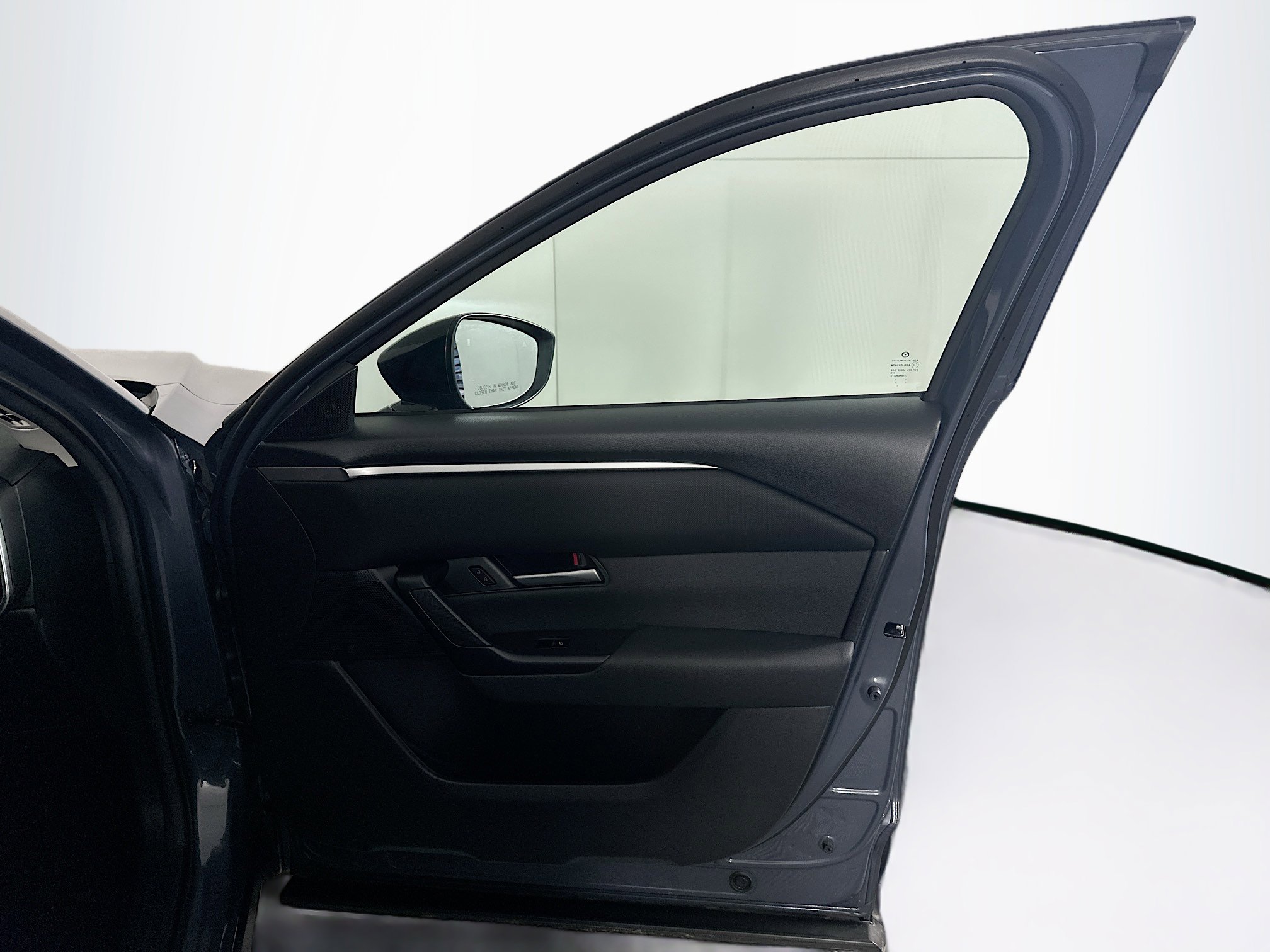 Used 2025 MAZDA CX-50 2.5 Hybrid w/ Preferred Pkg image 33