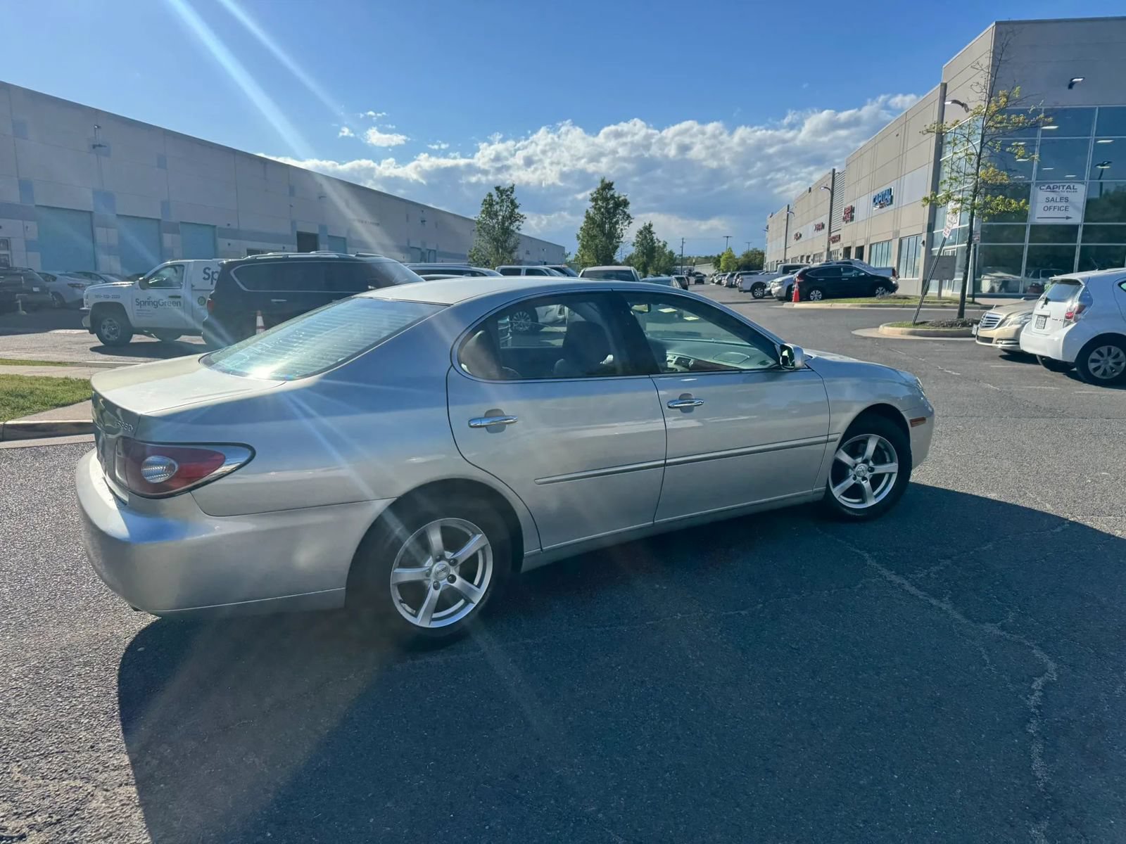 Used 2004 Lexus ES 330 w/ Premium Pkg FWD image 6