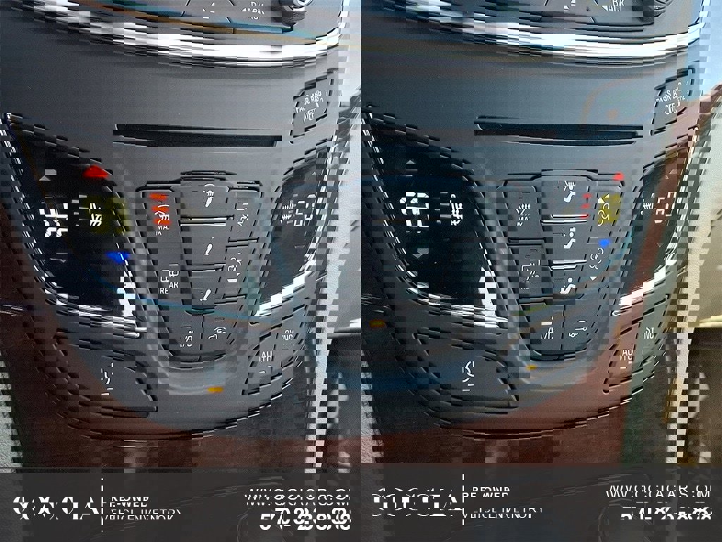 Used 2015 Buick Regal Premium w/ Experience Buick Package image 16