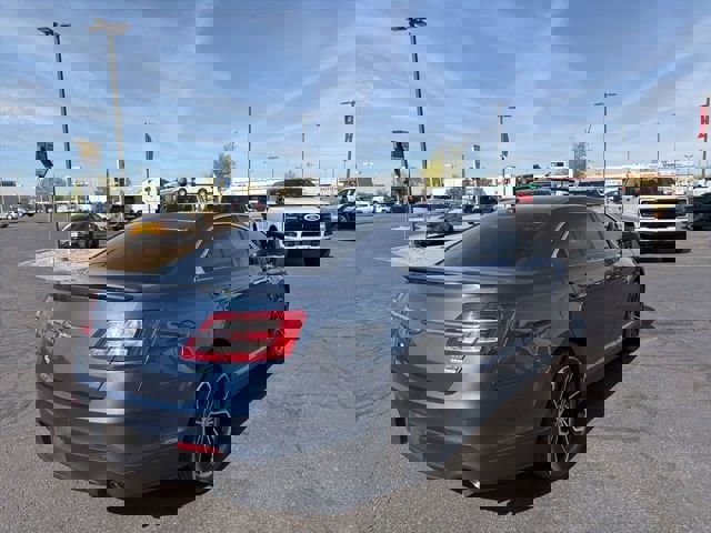 Used 2018 Ford Taurus SHO w/ Driver Assist Package image 5