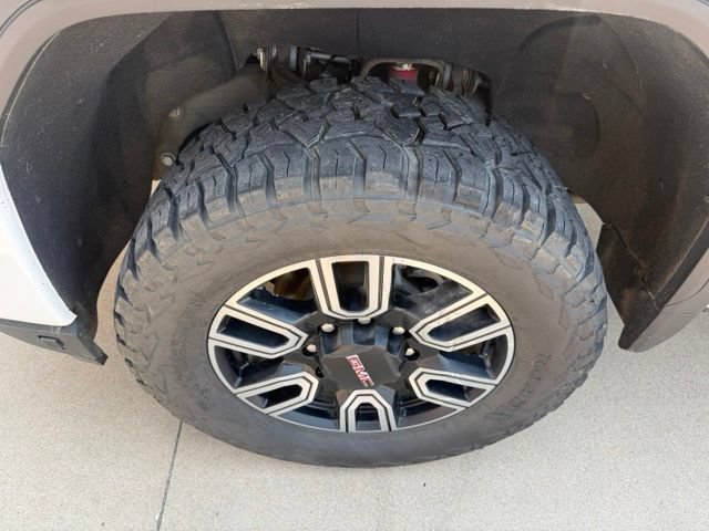 Used 2021 GMC Sierra 3500 AT4 w/ AT4 Premium Plus Package AWD/4WD image 10