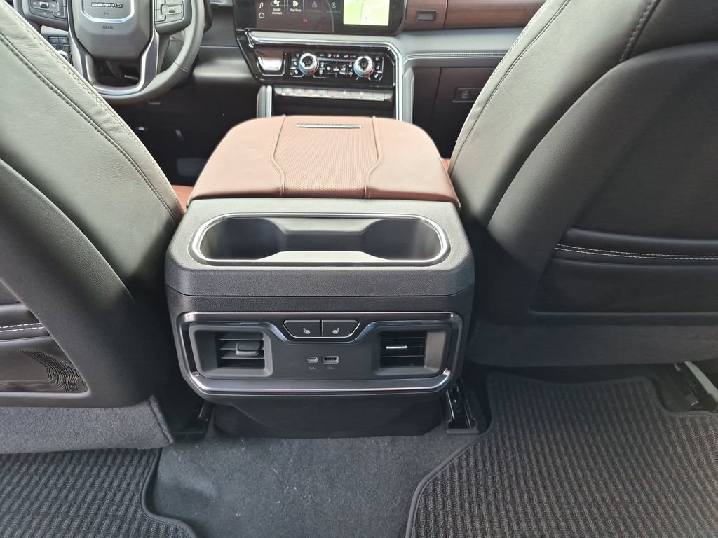 New 2026 GMC Sierra 3500 Denali Ultimate AWD/4WD image 38