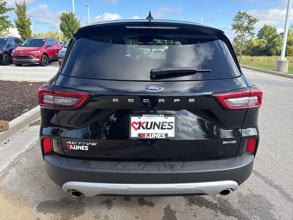 Used 2024 Ford Escape Active AWD/4WD image 7