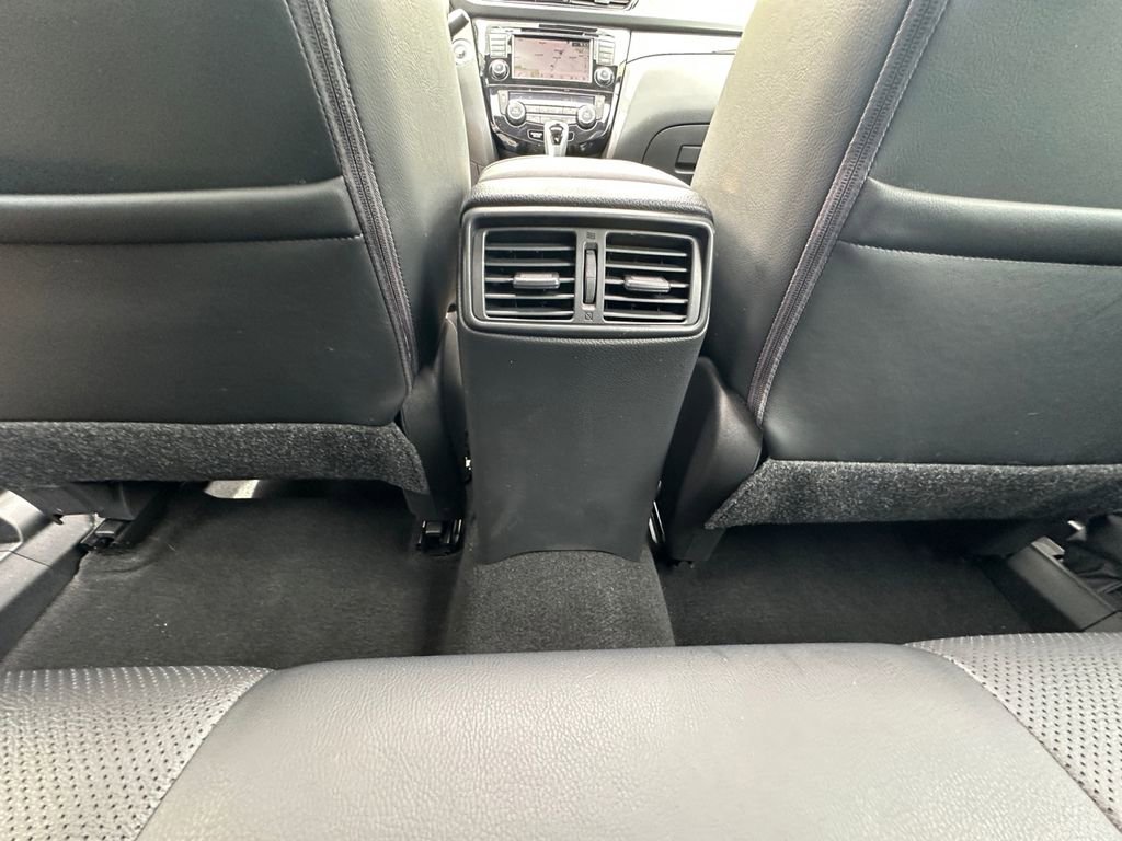 Used 2022 Nissan Rogue Sport SL w/ Premium Package AWD/4WD image 29