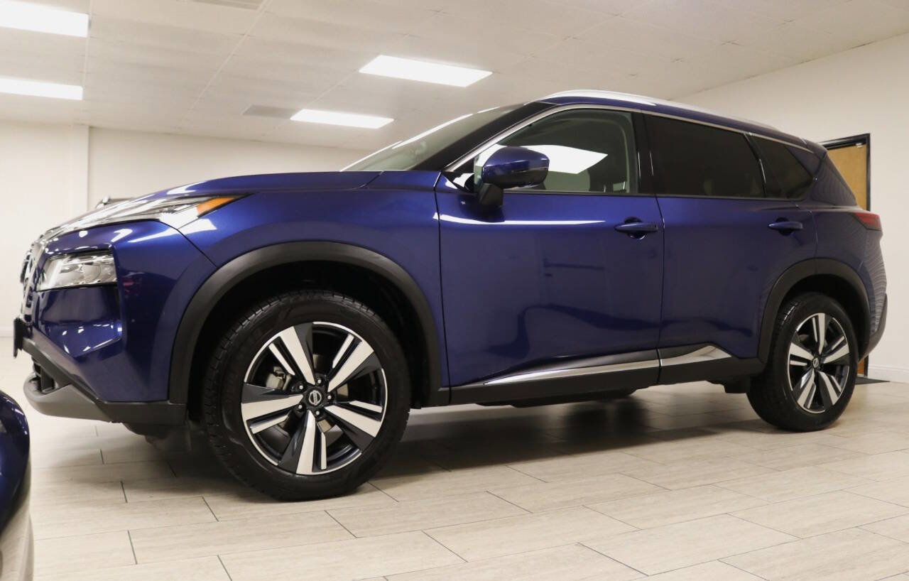 Used 2021 Nissan Rogue SL image 3
