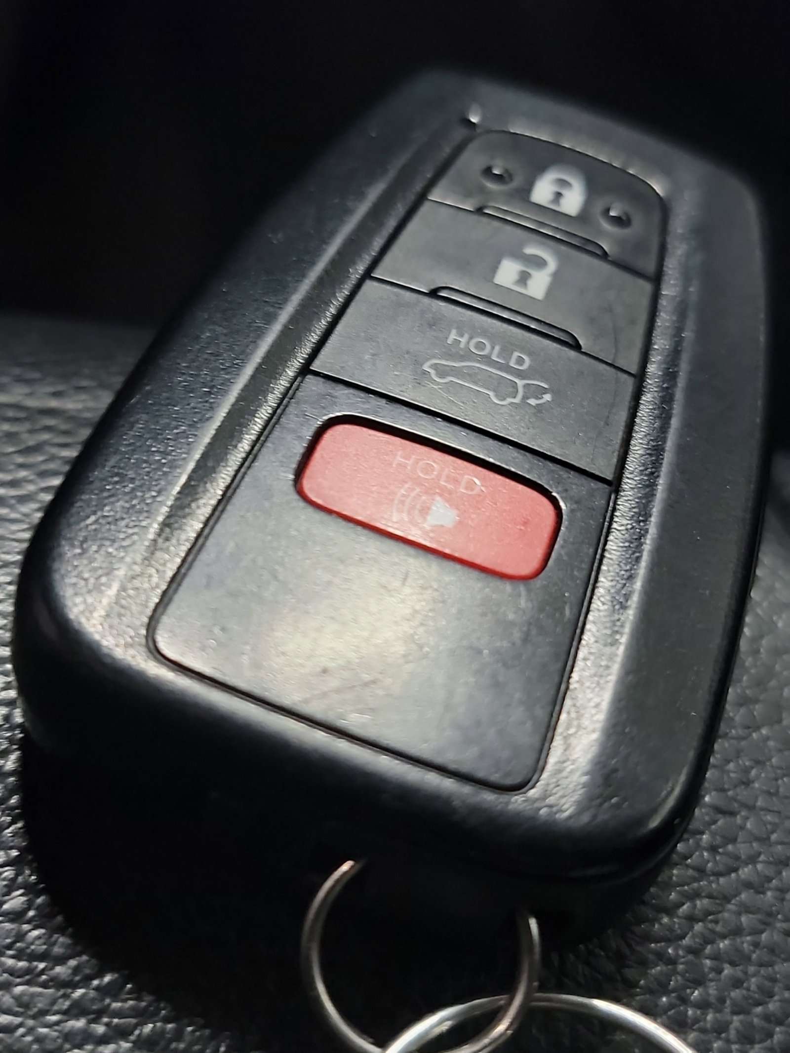 Used 2022 Toyota Highlander XLE AWD/4WD image 32