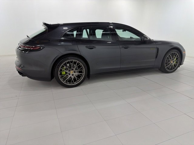Used 2018 Porsche Panamera 4 image 6