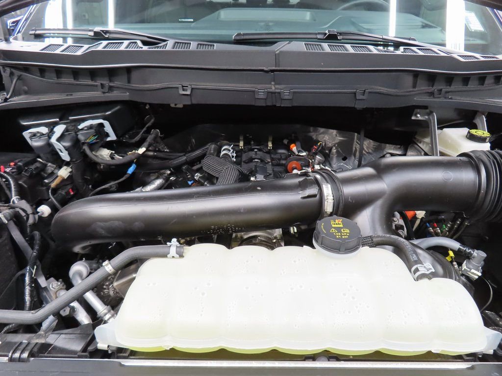 Used 2025 Ford F150 Platinum w/ FX4 Off-Road Package image 28