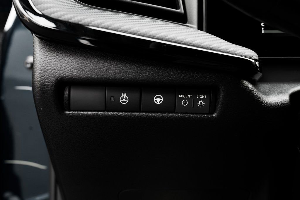 New 2026 Nissan Kicks SR w/ SR Premium Package image 18