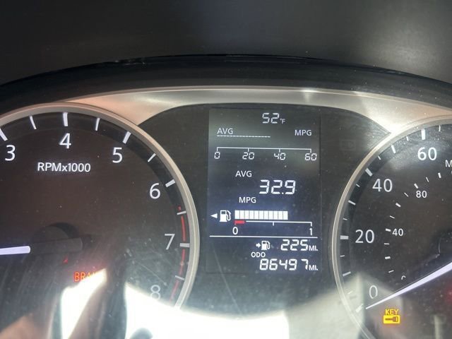 Used 2020 Nissan Versa S image 11