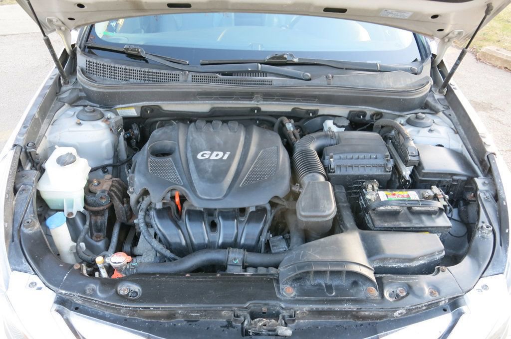 Used 2013 Hyundai Sonata Limited w/ Premium Pkg image 33