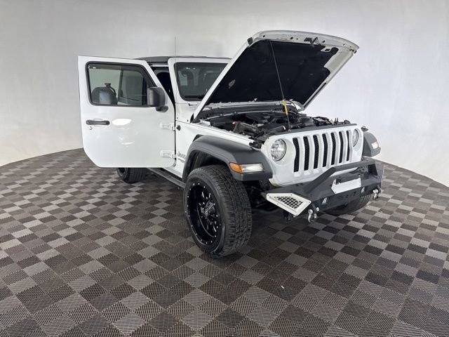 Used 2019 Jeep Wrangler Sport AWD/4WD image 12