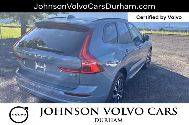Used 2024 Volvo XC60 B5 Core w/ Climate Package AWD/4WD image 3