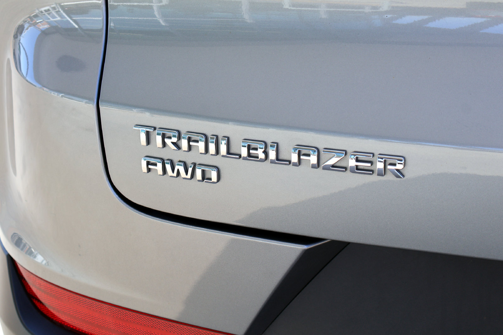 Used 2025 Chevrolet TrailBlazer LT AWD/4WD image 8