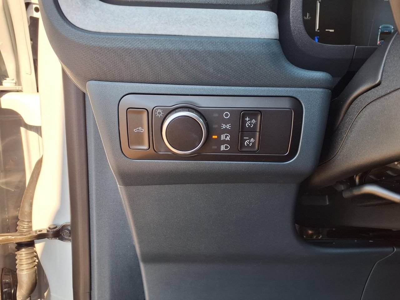 New 2026 Ford Maverick XLT w/ XLT Luxury Package FWD image 17