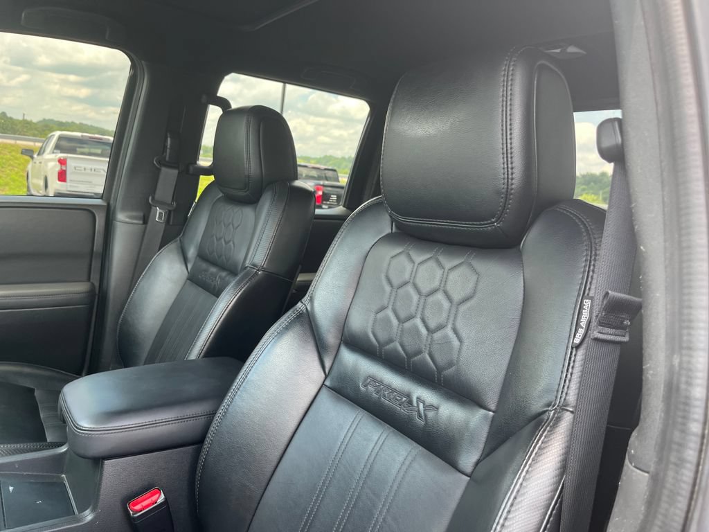 Used 2022 Nissan Frontier Pro-X w/ Pro-X Premium Package RWD image 13