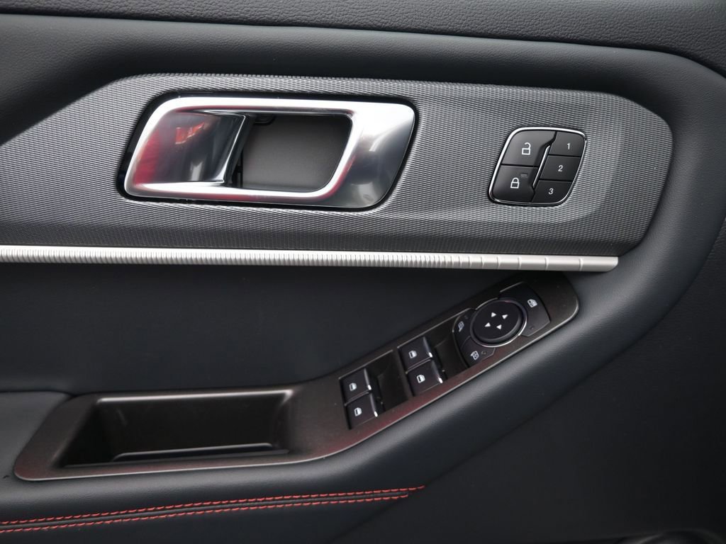 New 2026 Ford Explorer ST-Line w/ Premium Package image 16