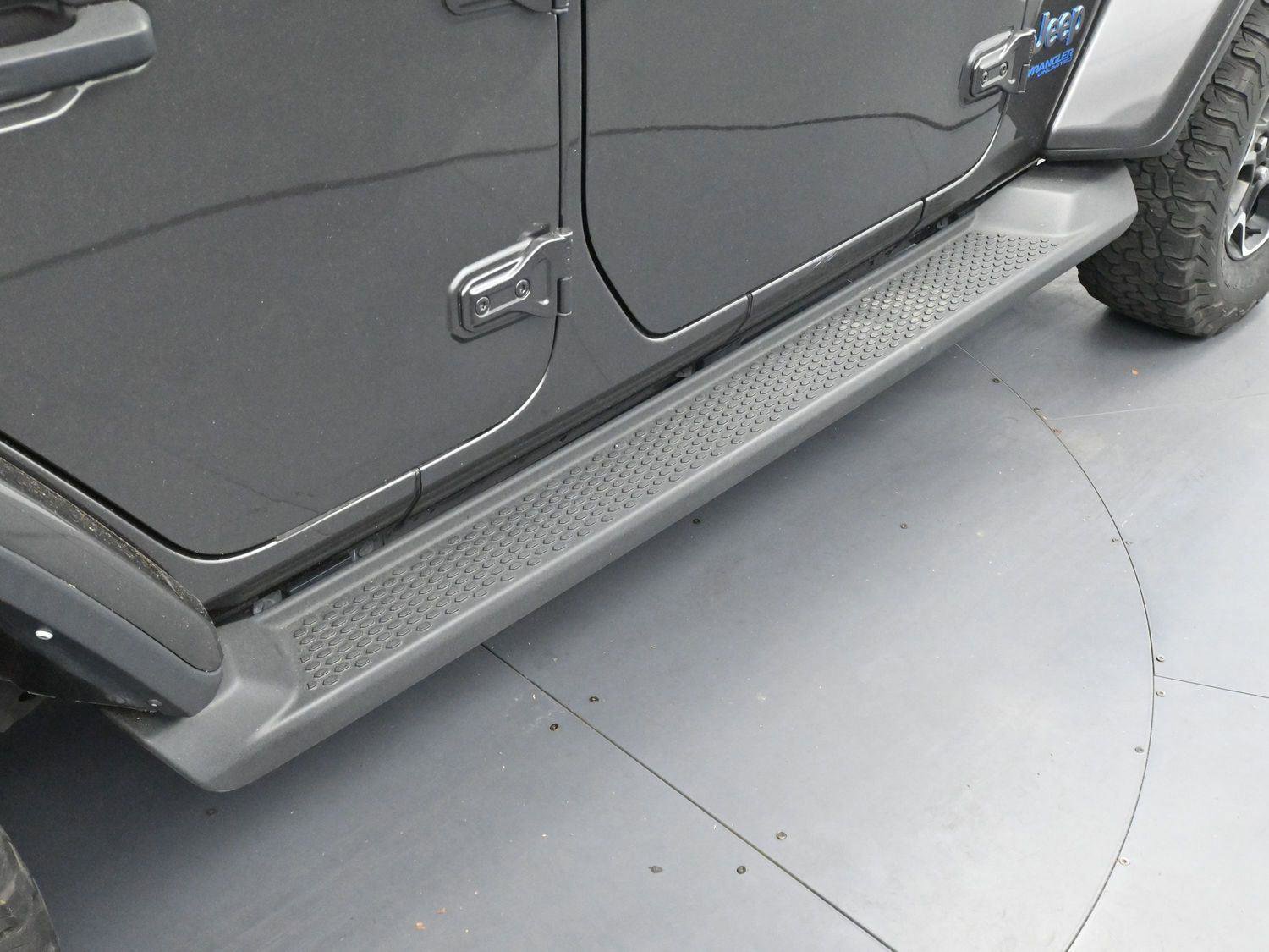 Used 2022 Jeep Wrangler Unlimited Rubicon 4xe image 9