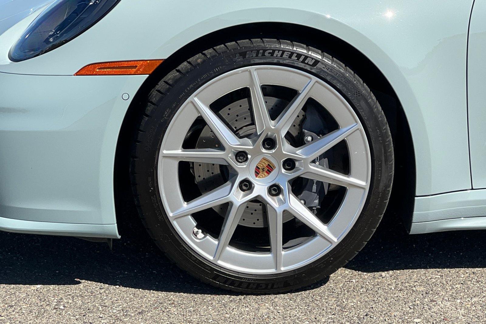Used 2025 Porsche 911 Carrera RWD image 11