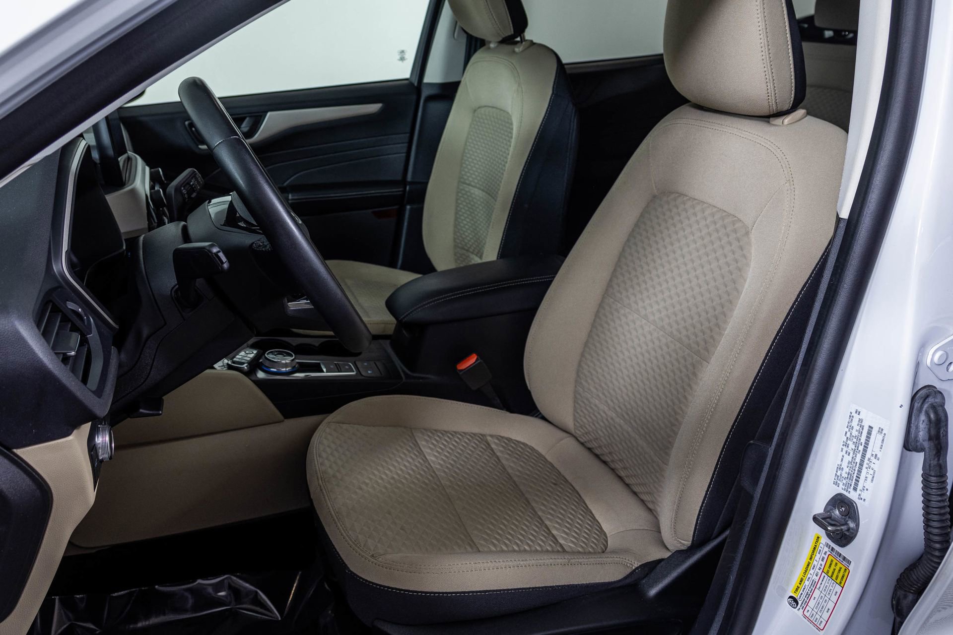 Used 2022 Ford Escape SE w/ Convenience Package image 21