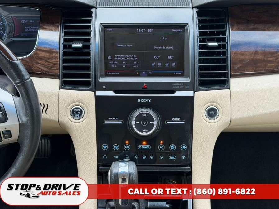 Used 2013 Ford Taurus Limited AWD/4WD image 11