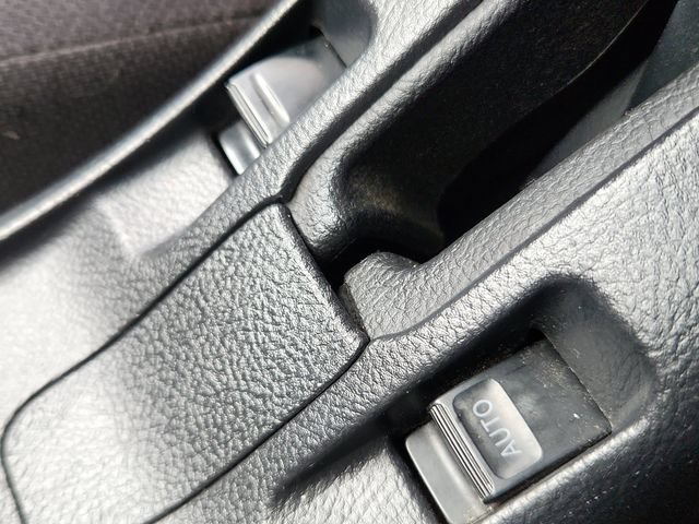 Used 2000 Toyota MR2 RWD image 31