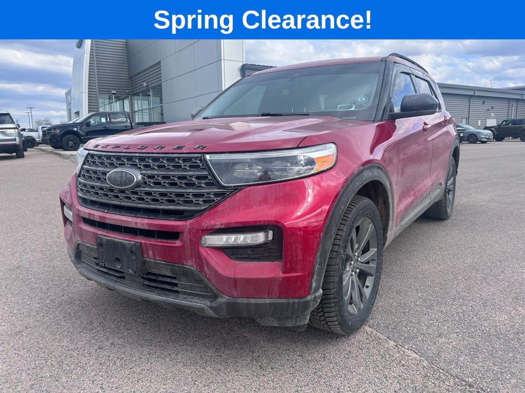 Used 2023 Ford Explorer XLT w/ Equipment Group 202A image 10