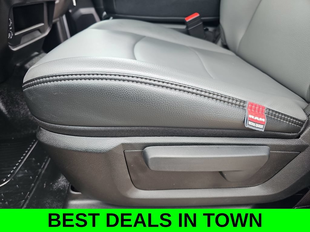 New 2026 RAM 3500 Tradesman w/ Chrome Appearance Group A AWD/4WD image 28