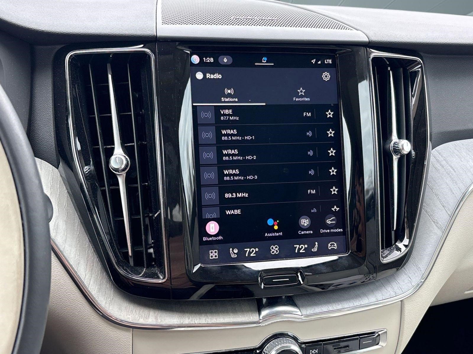 Certified 2024 Volvo XC60 B5 Plus image 21