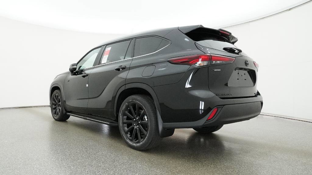 New 2026 Toyota Highlander XLE image 24