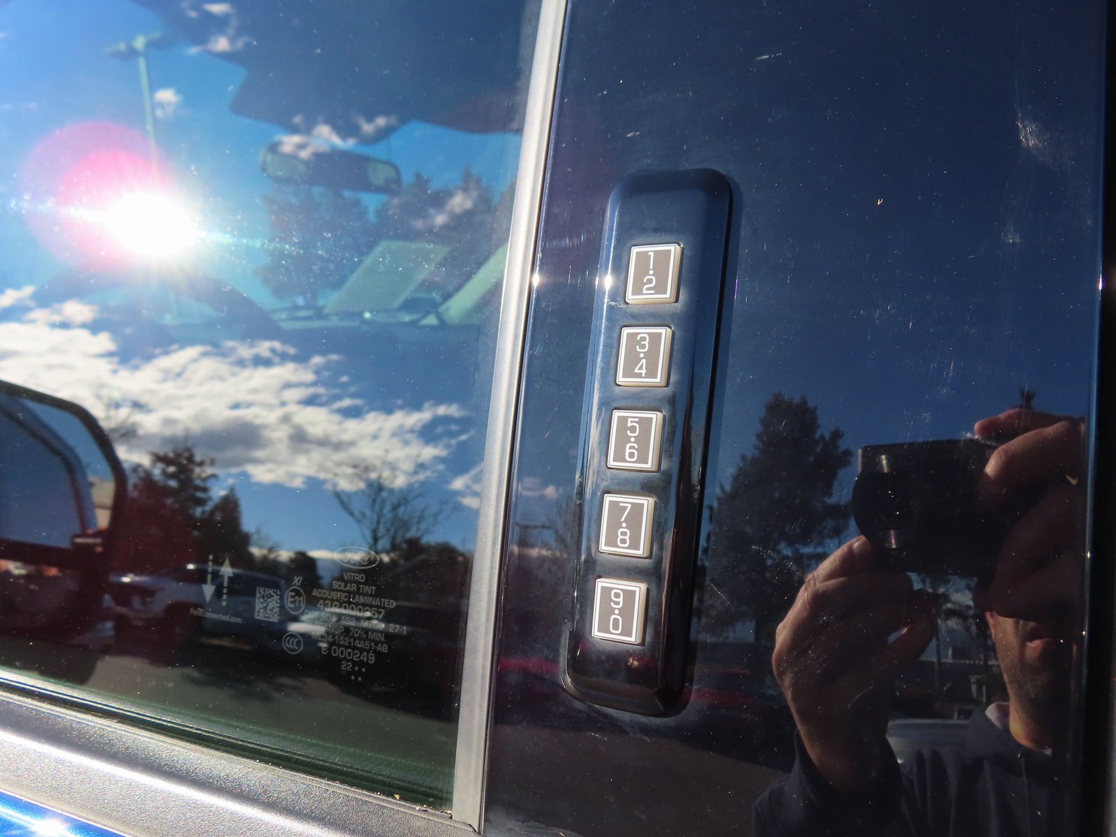 Used 2022 Ford F250 XLT w/ XLT Premium Package image 9