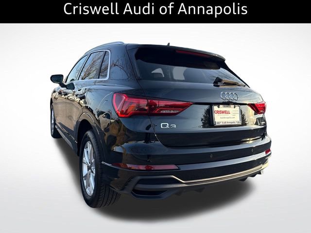 Used 2025 Audi Q3 2.0T Premium w/ Convenience Package image 4