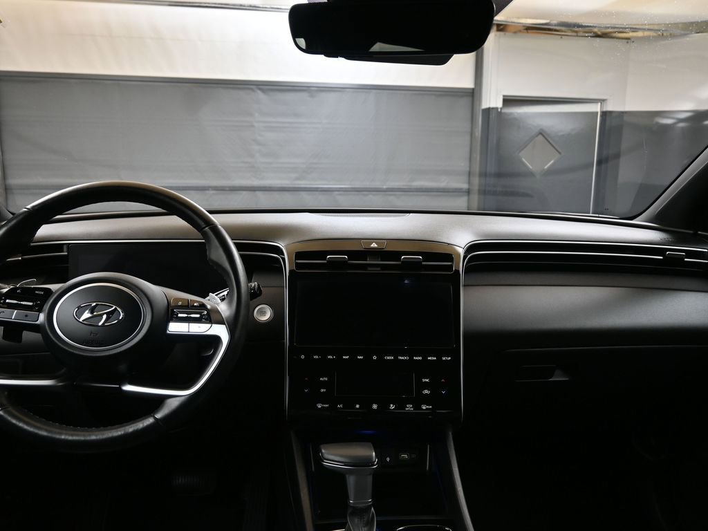 Certified 2023 Hyundai Santa Cruz Limited image 22