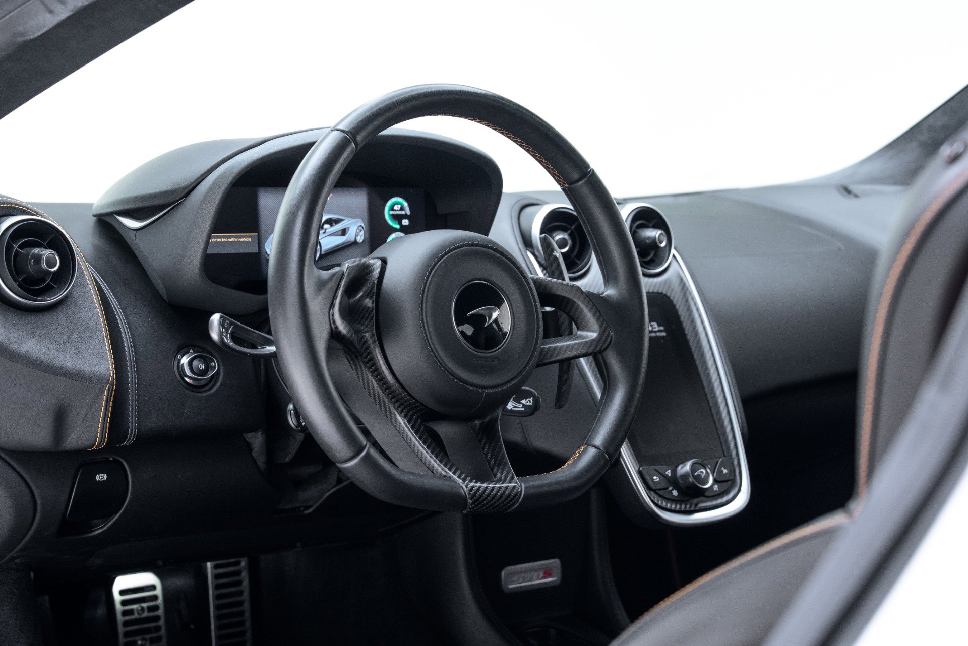 Used 2019 McLaren 570S Coupe image 1