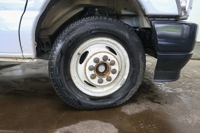 Used 2023 Ford E-350 and Econoline 350 Super Duty w/ Driver's Safety Package RWD image 12