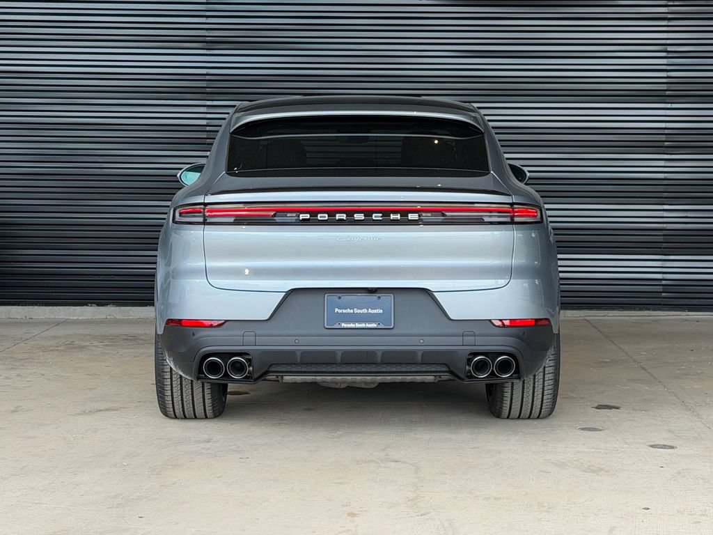 New 2026 Porsche Cayenne Coupe AWD/4WD image 8