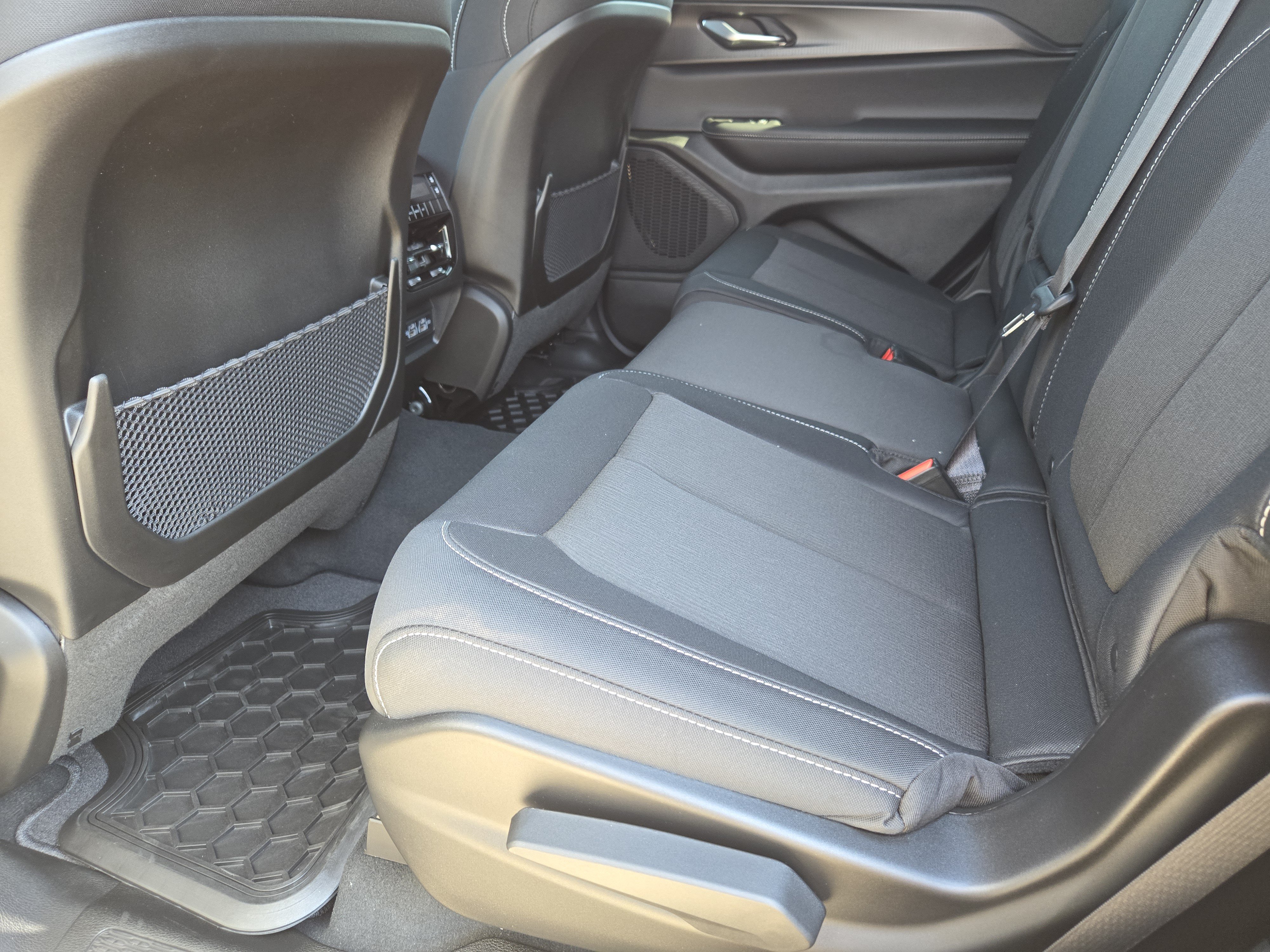 New 2026 Jeep Grand Cherokee L 4WD image 21