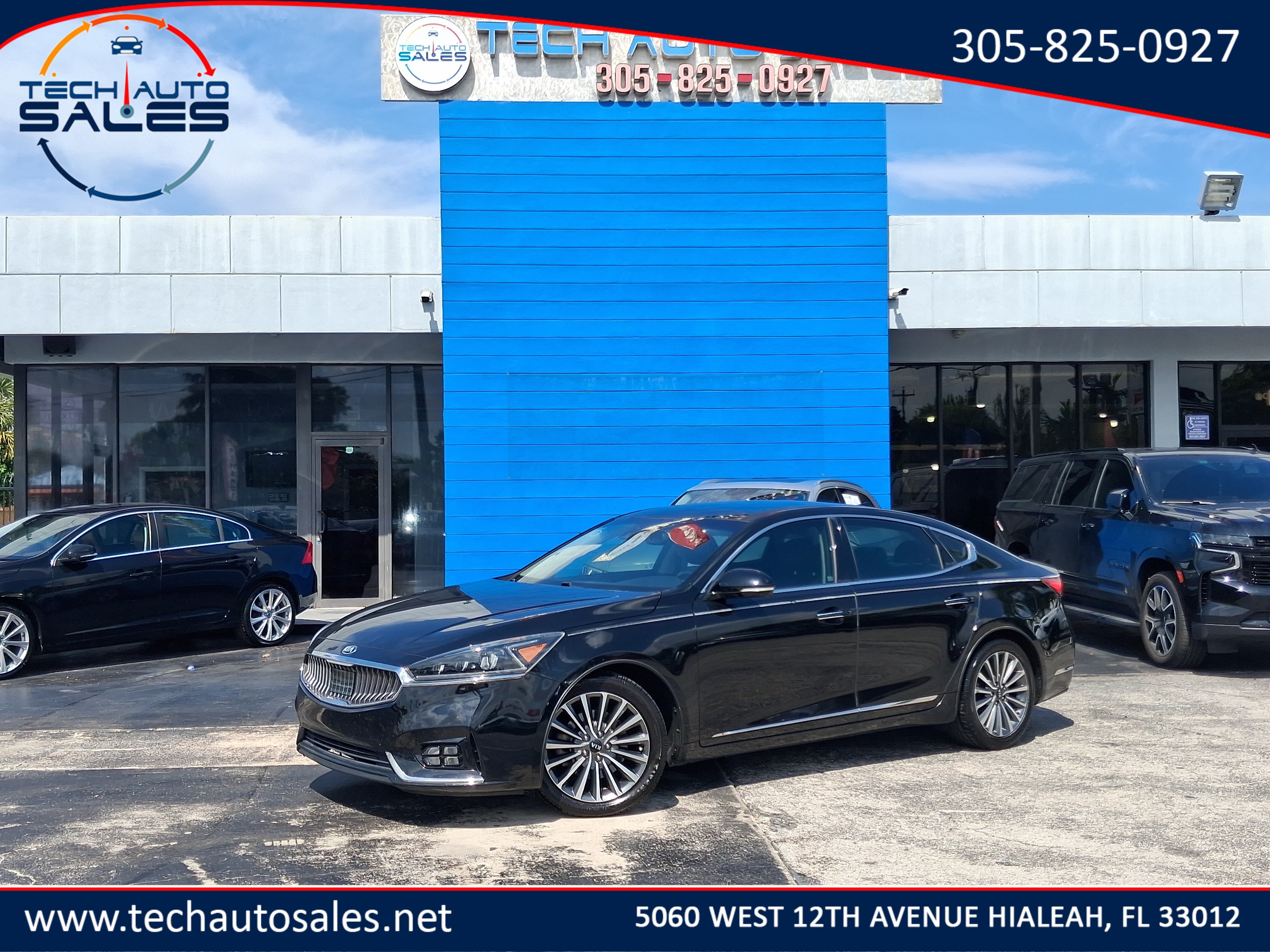 Used 2017 Kia Cadenza Technology