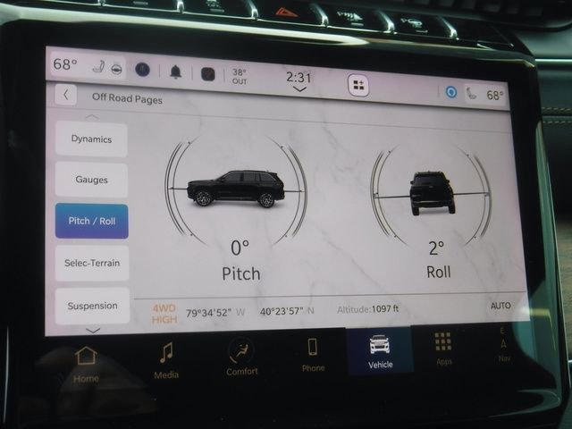 Certified 2025 Jeep Grand Cherokee Summit AWD/4WD image 38