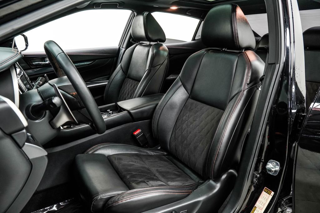 Used 2023 Nissan Maxima SR w/ Sport Mat Group image 15