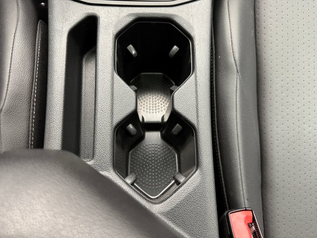 Used 2019 Volkswagen Jetta SEL w/ Cold Weather Package FWD image 21