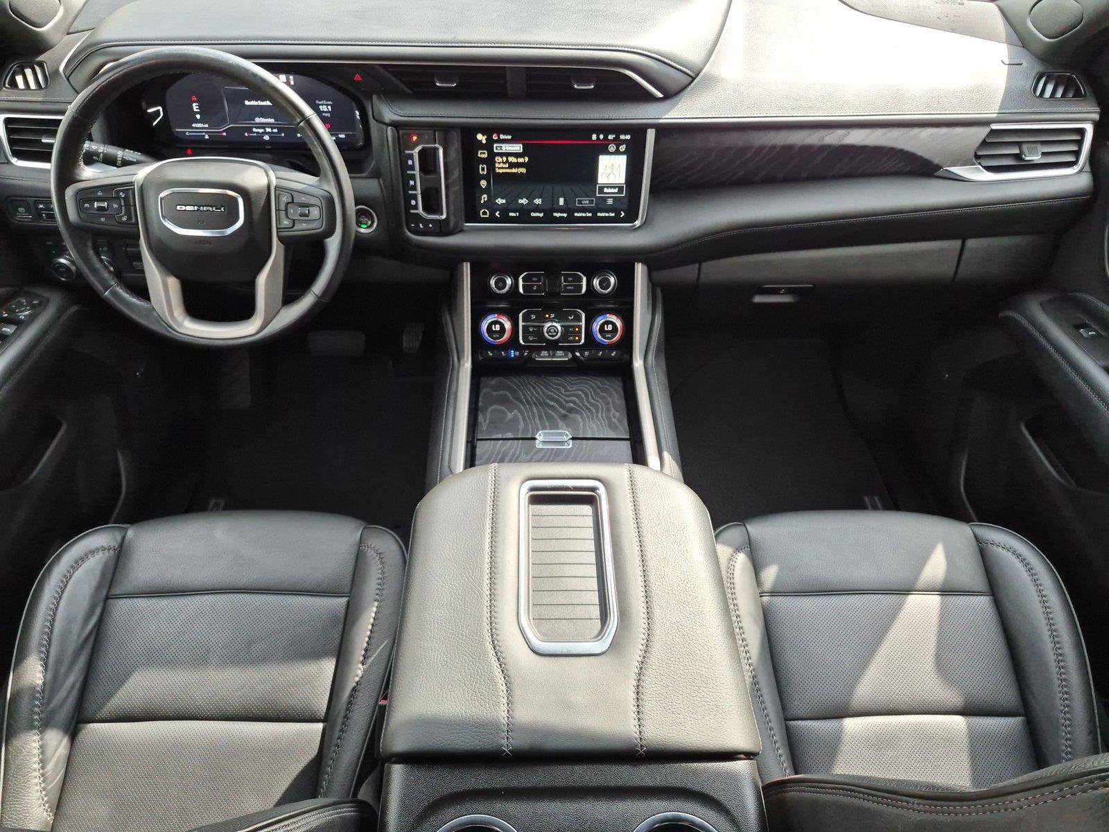 Used 2022 GMC Yukon Denali w/ Denali Ultimate Package AWD/4WD image 13