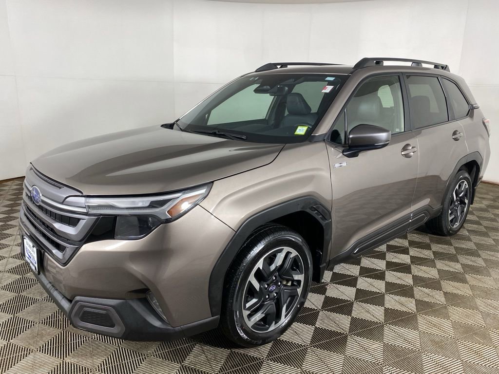 Certified 2025 Subaru Forester Limited AWD/4WD image 11
