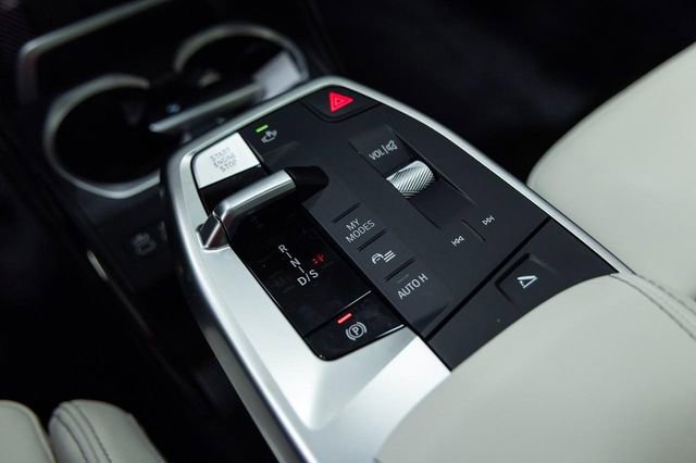 New 2026 BMW X2 xDrive28i image 21